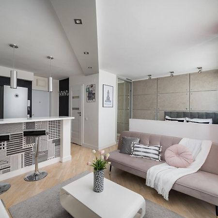 Air-Conditioned Premium Loft Warsaw Skyline Only 900 M To Central Station Екстериор снимка
