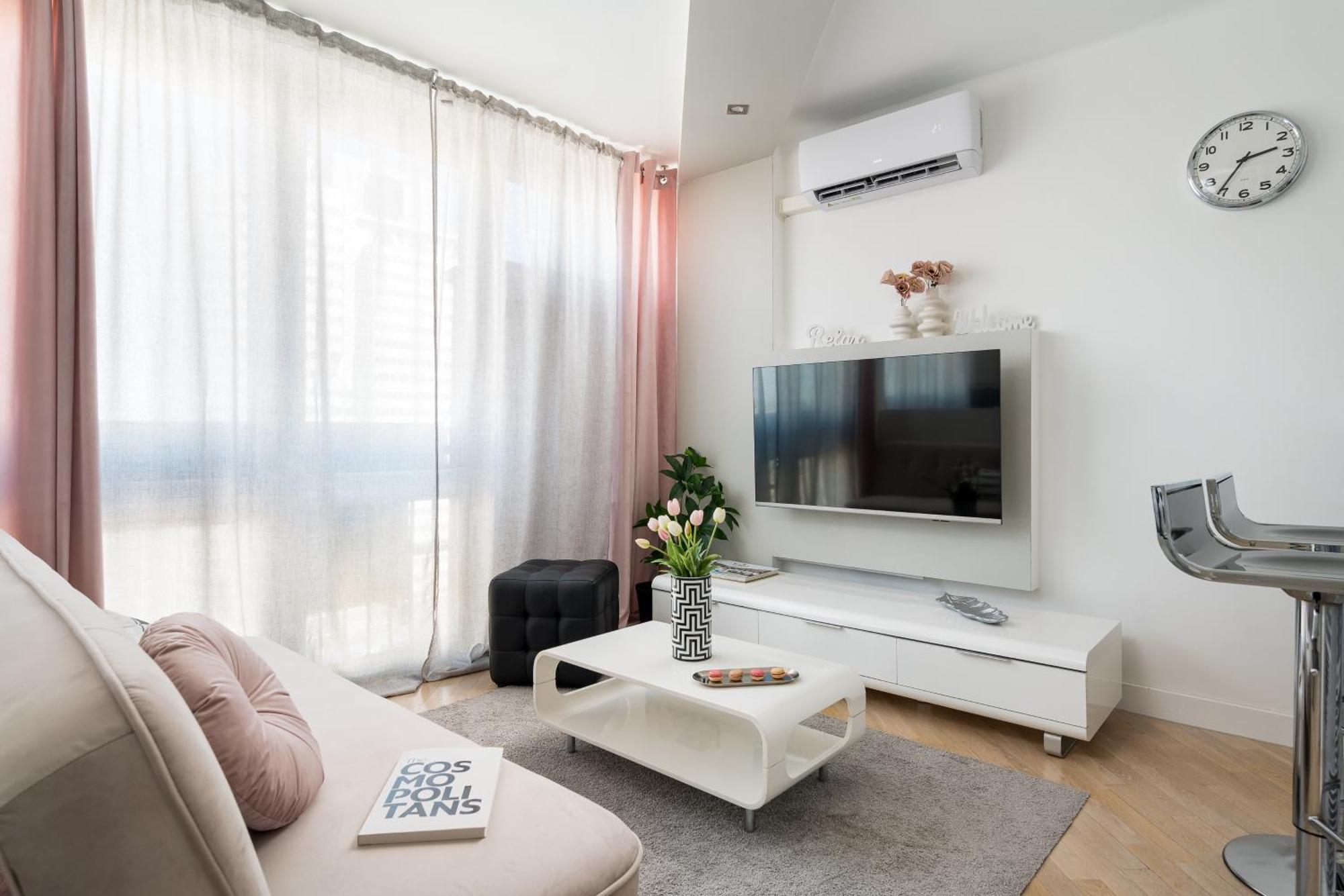 Air-Conditioned Premium Loft Warsaw Skyline Only 900 M To Central Station Екстериор снимка